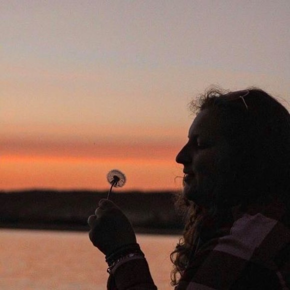 Meet your Posher, Jade - Picture 1 of 1